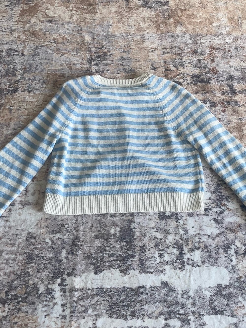 Universal Thread Striped Top - Picture 4 of 4